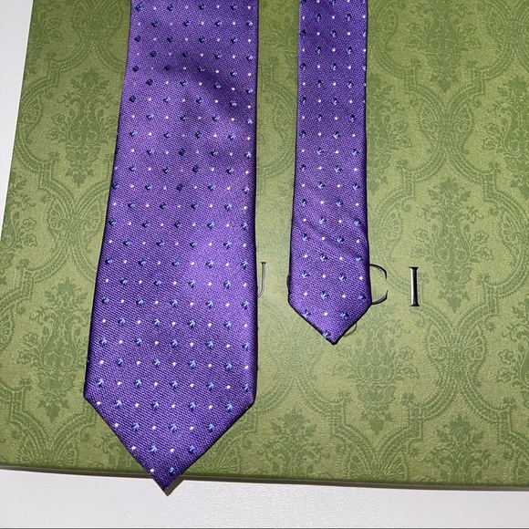 MICHAEL KORS mens tie!